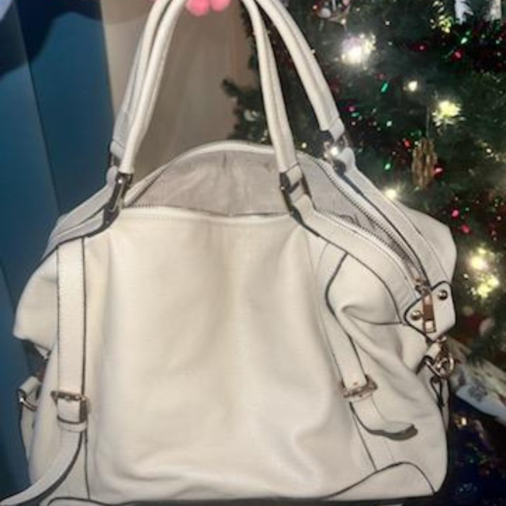 Ora Delphine Satchel